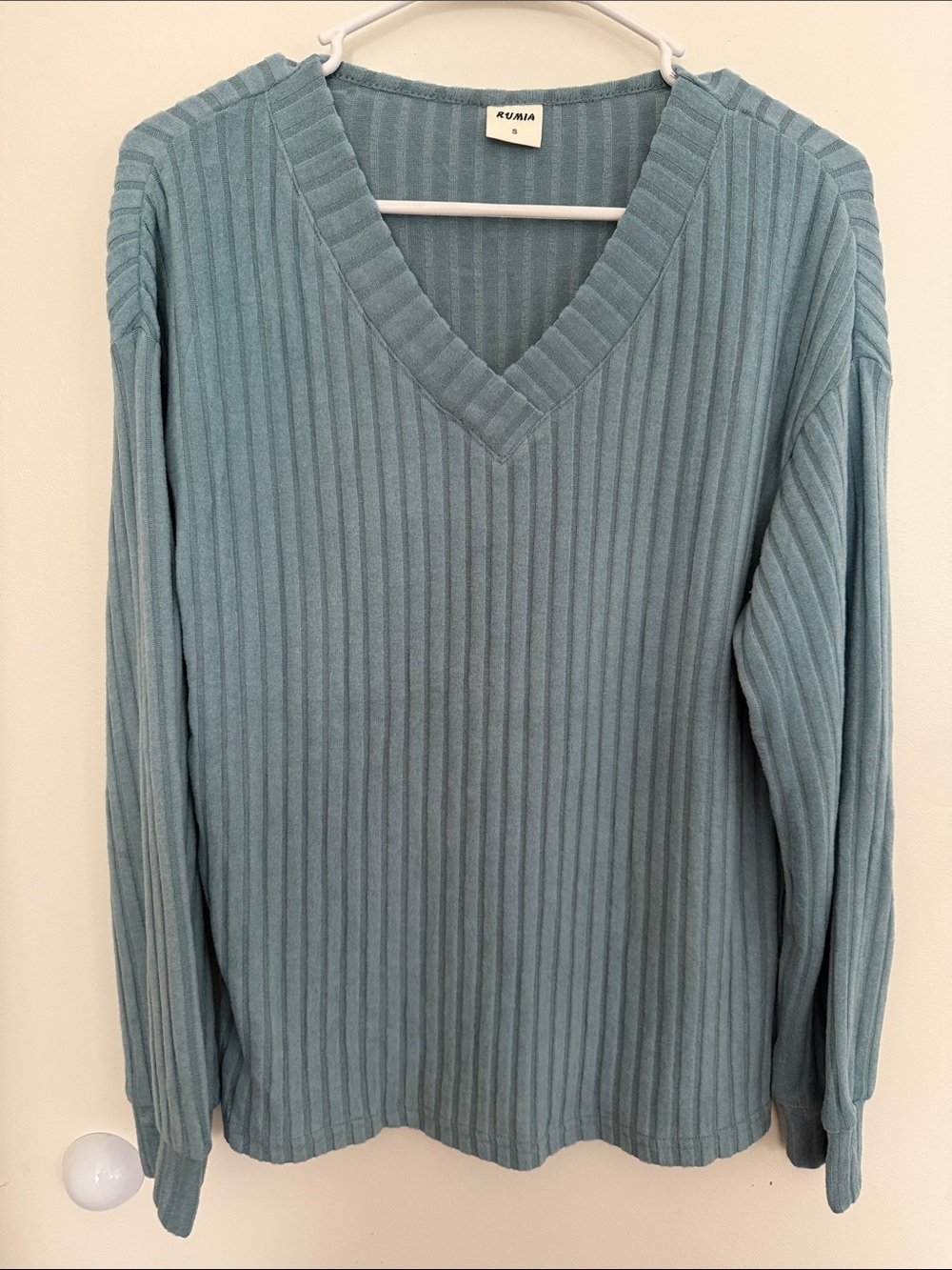 Women’s Umi Ribbed V-Neck Sweater in Sage Blue